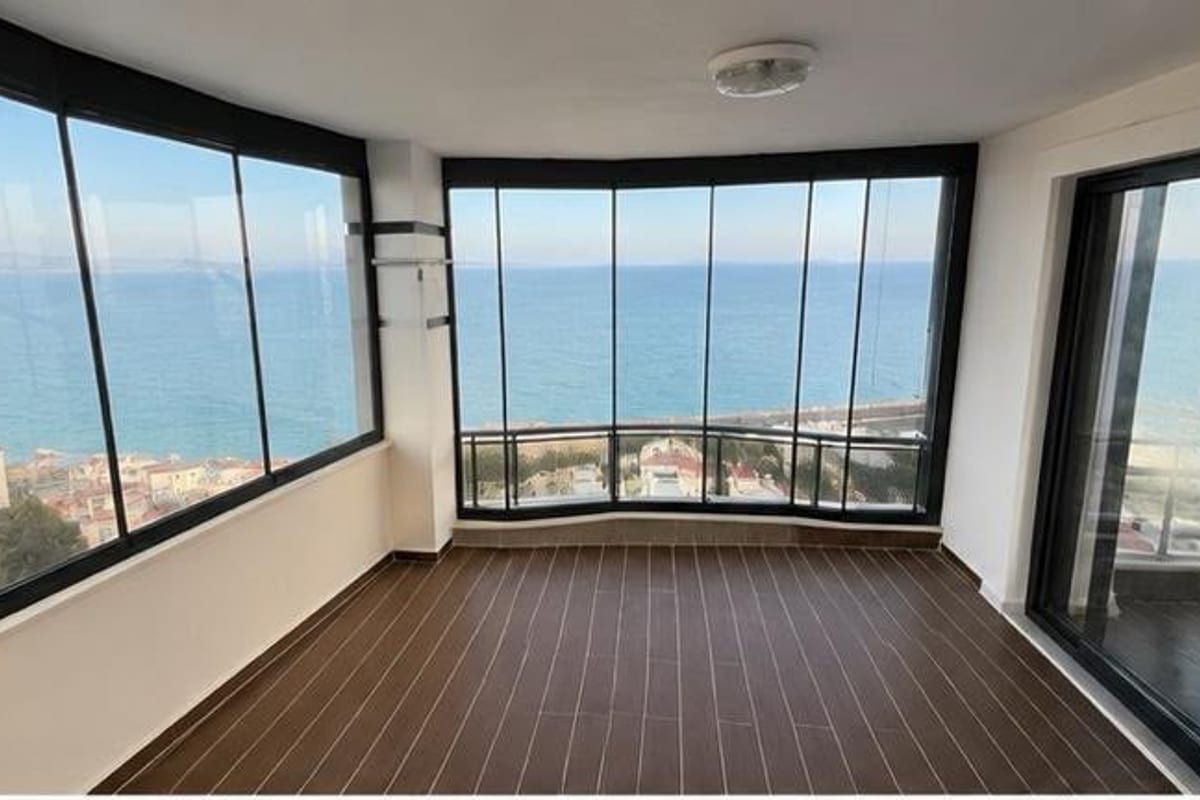 EDREMİT ALTINOLUK'DA LEBİDERYA GENİŞ 2+1 SATILIK DAİRE
